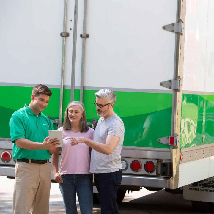 Specialist in Long Distance Moving Cowansville